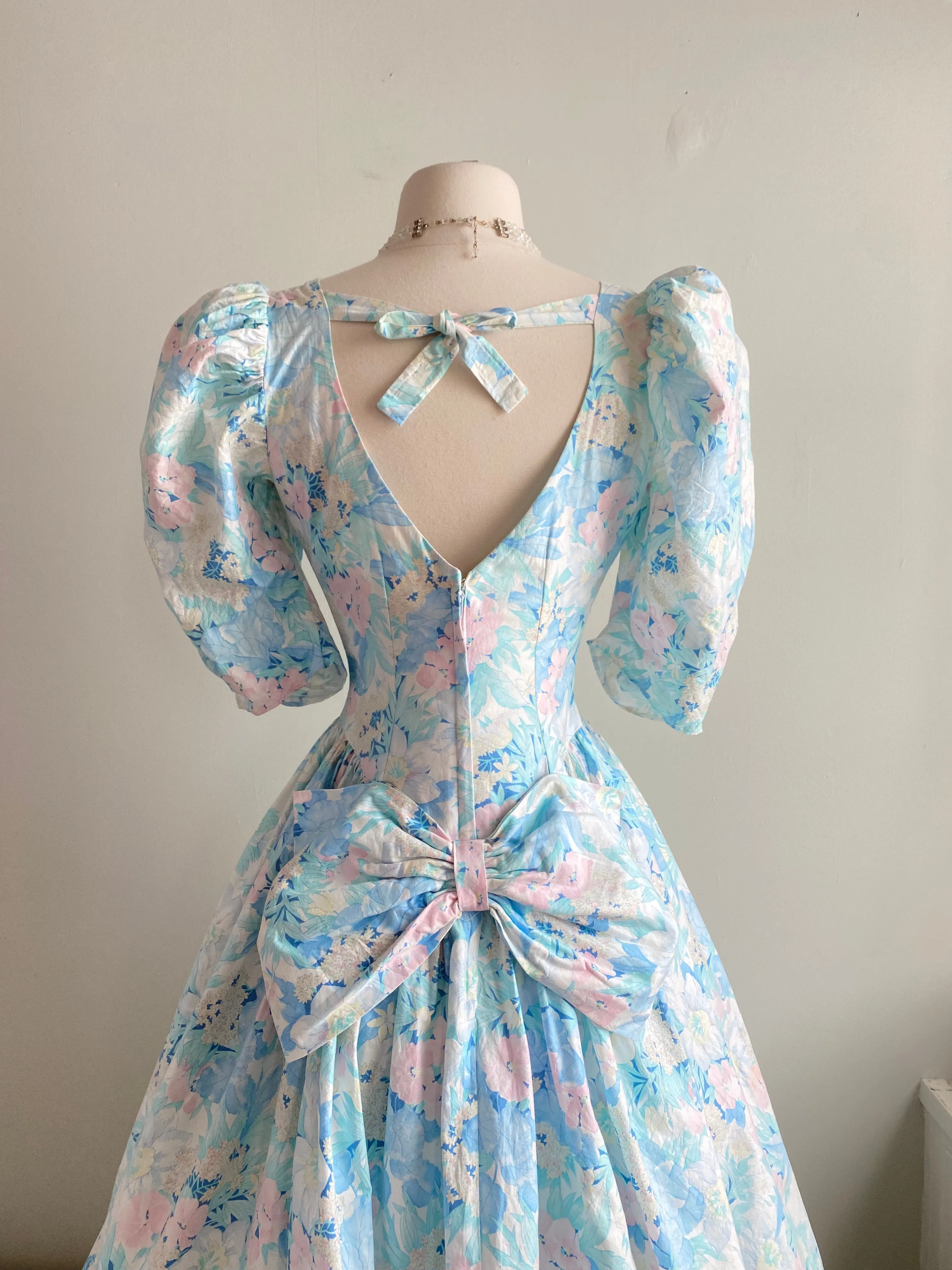 1980's Pastel Garden Print Cotton Dress With Bow Back / Medium