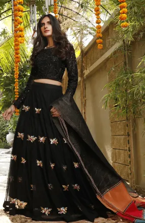 Fully Handwork Embroidered Net Zari Lehenga Choli | WC1920 | L201940